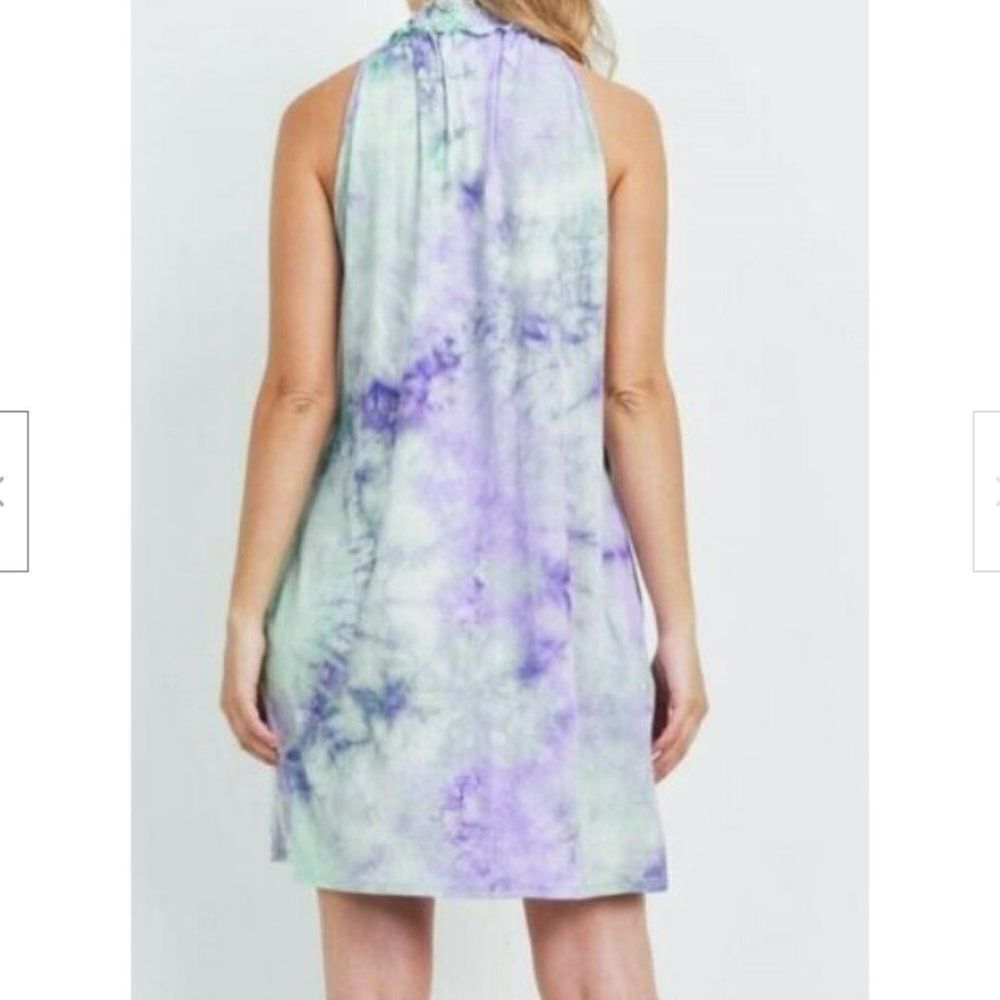 Medium Dress by Perfect Peach Smocked Halter Neck Tie Dye Lilac Purple NWT - Picture 2 of 3